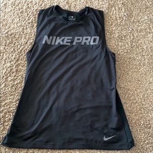 Dri-fit women’s Nike pro muscle tank